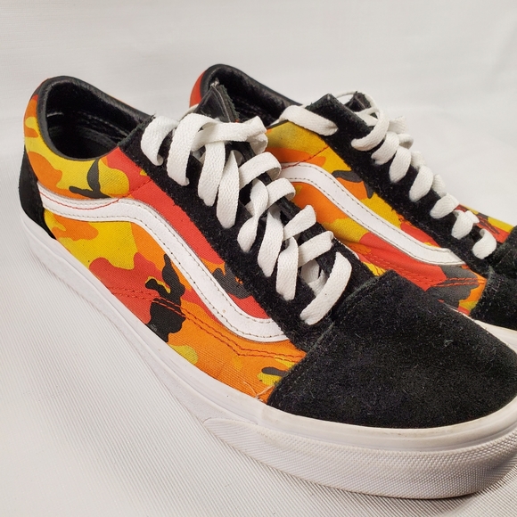 Vans Shoes - Vans Sneaker